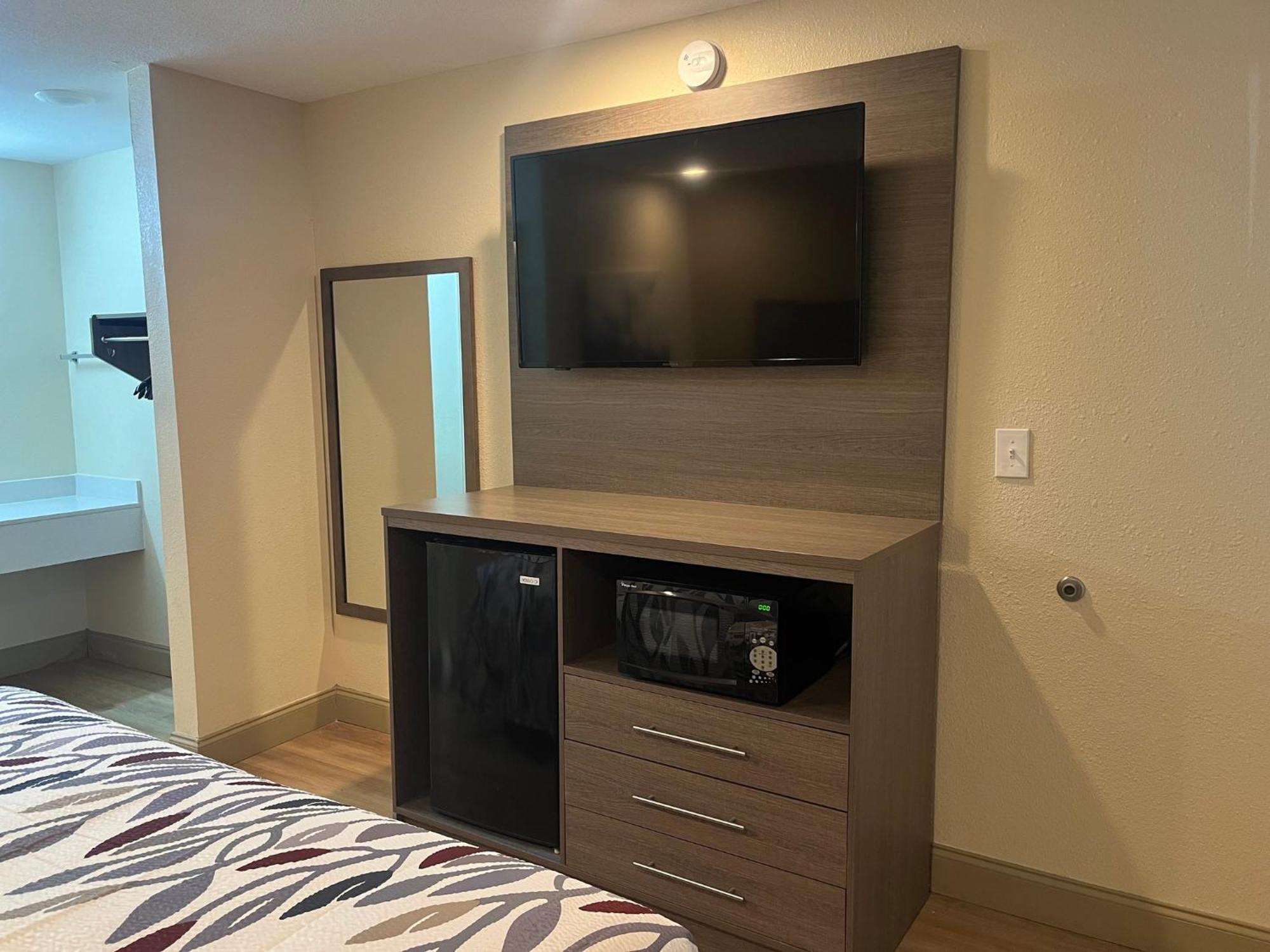 Red Roof Inn Haltom City エクステリア 写真
