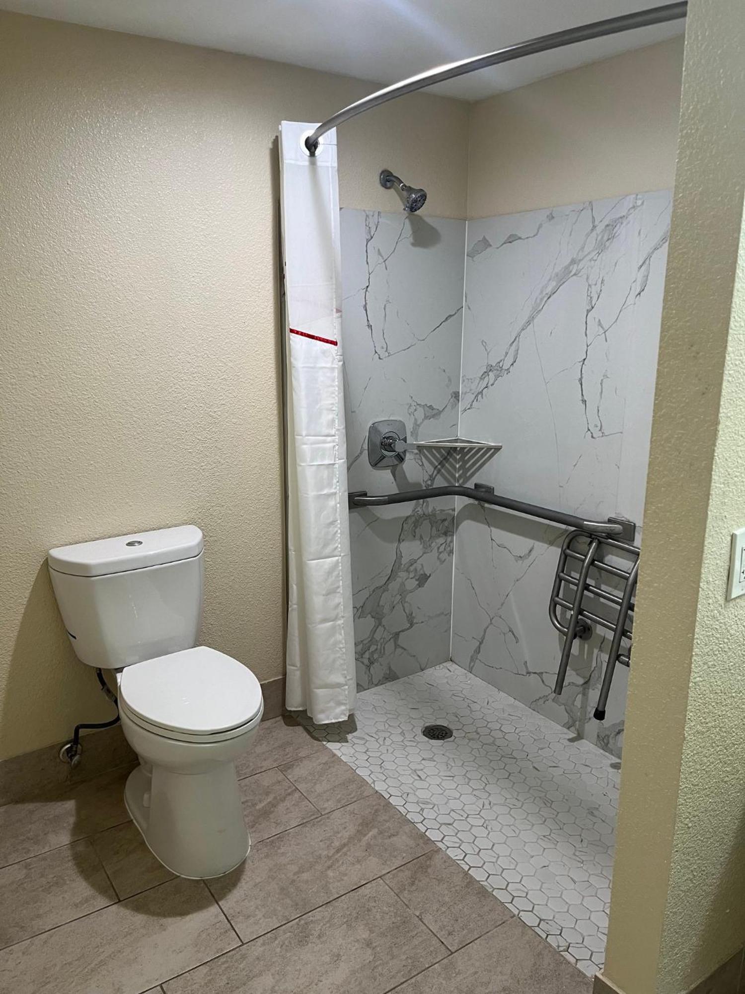 Red Roof Inn Haltom City エクステリア 写真